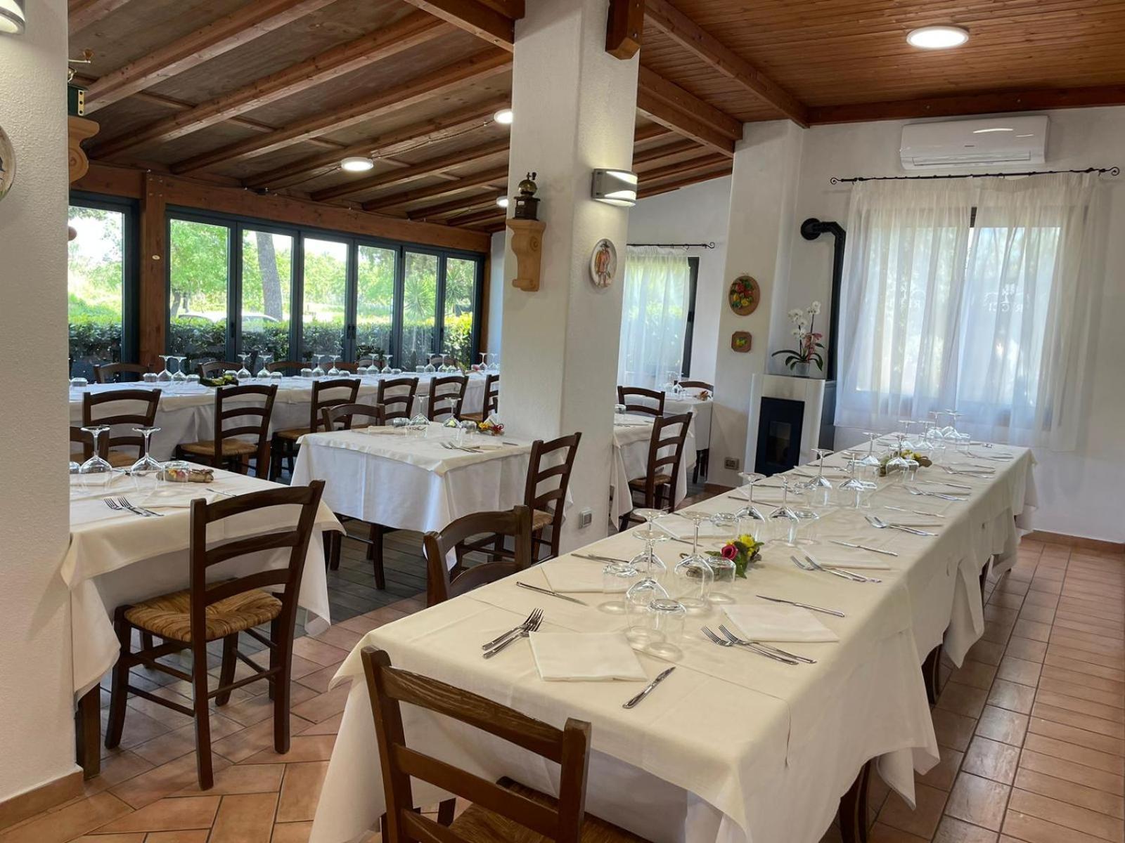 Hotel Ristorante Le Querciolaie Dei Ricci Fonteblanda Exterior foto